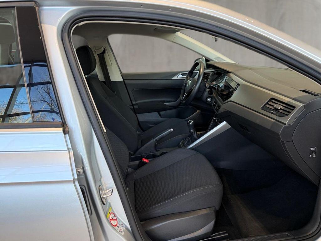Volkswagen Polo Advance 1.0 59 kW (80 CV) - 4