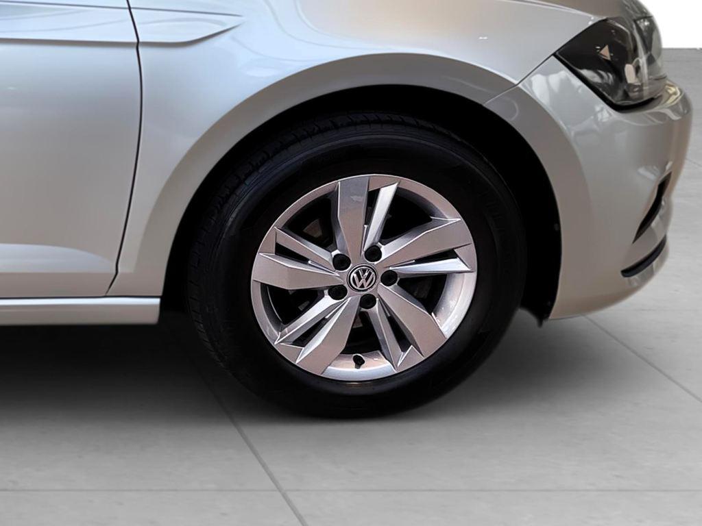 Volkswagen Polo Advance 1.0 59 kW (80 CV) - 18