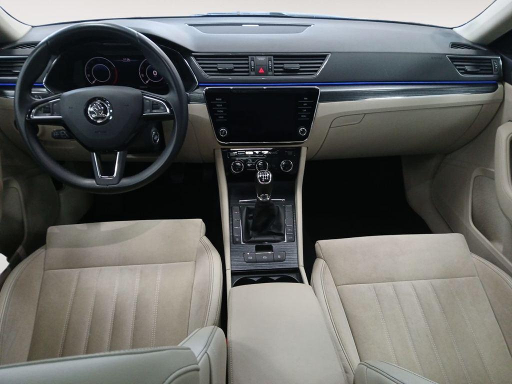 Skoda Superb Combi 1.5 TSI Style 110 kW (150 CV) - 3