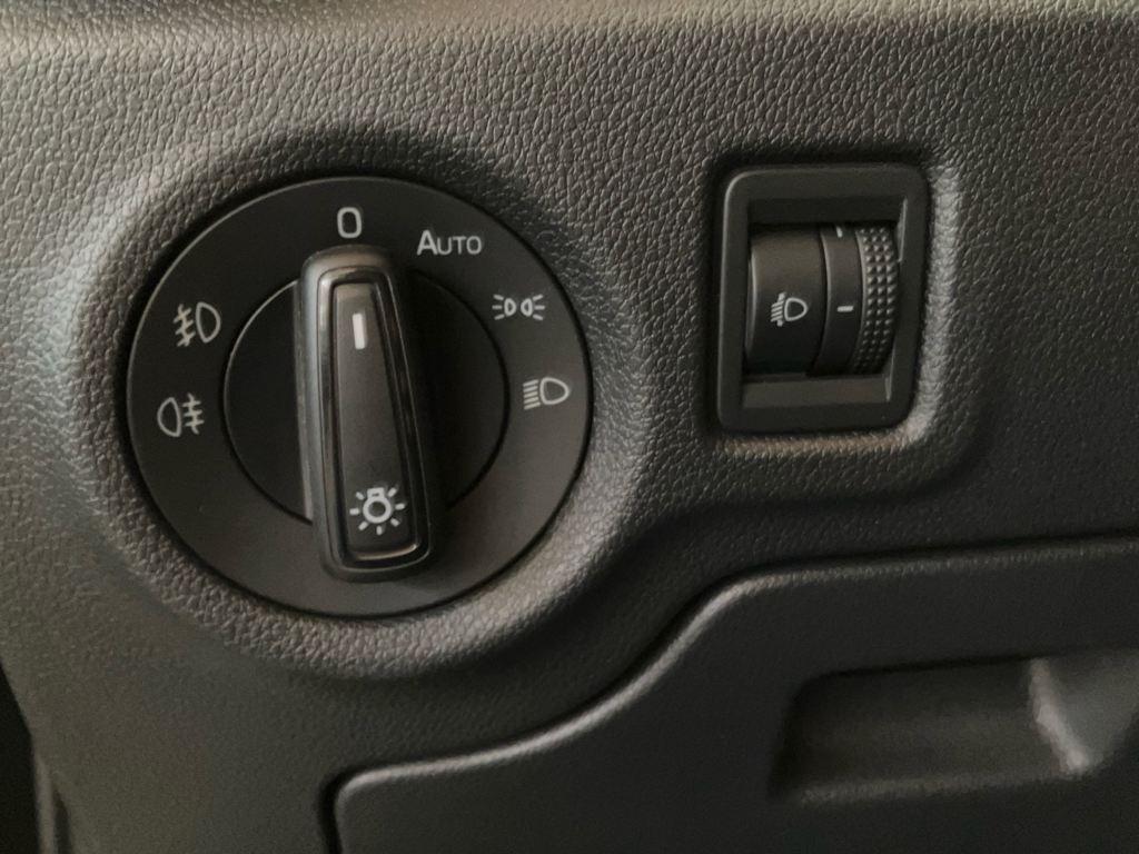 Skoda Fabia 1.0 TSI Selection DSG 85 kW (115 CV) - 10