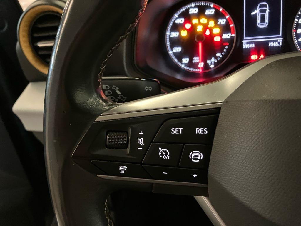 SEAT Arona 1.0 TSI Style XM Edition DSG 81 kW (110 CV) - 8