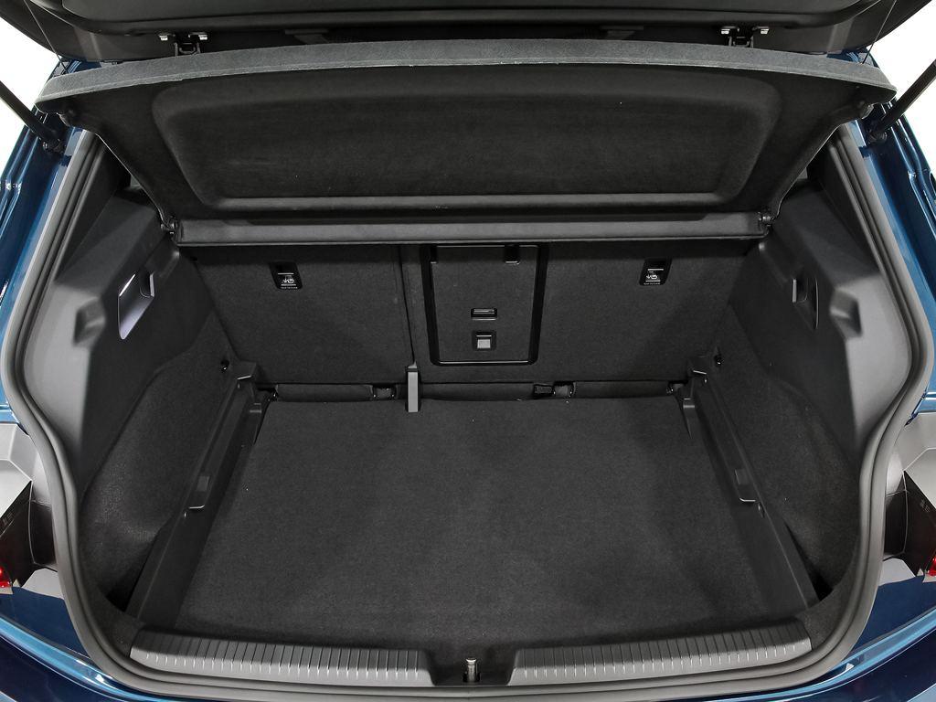 CUPRA Born 59kWh E-Boost Pack 170 kW (231 CV) - 6