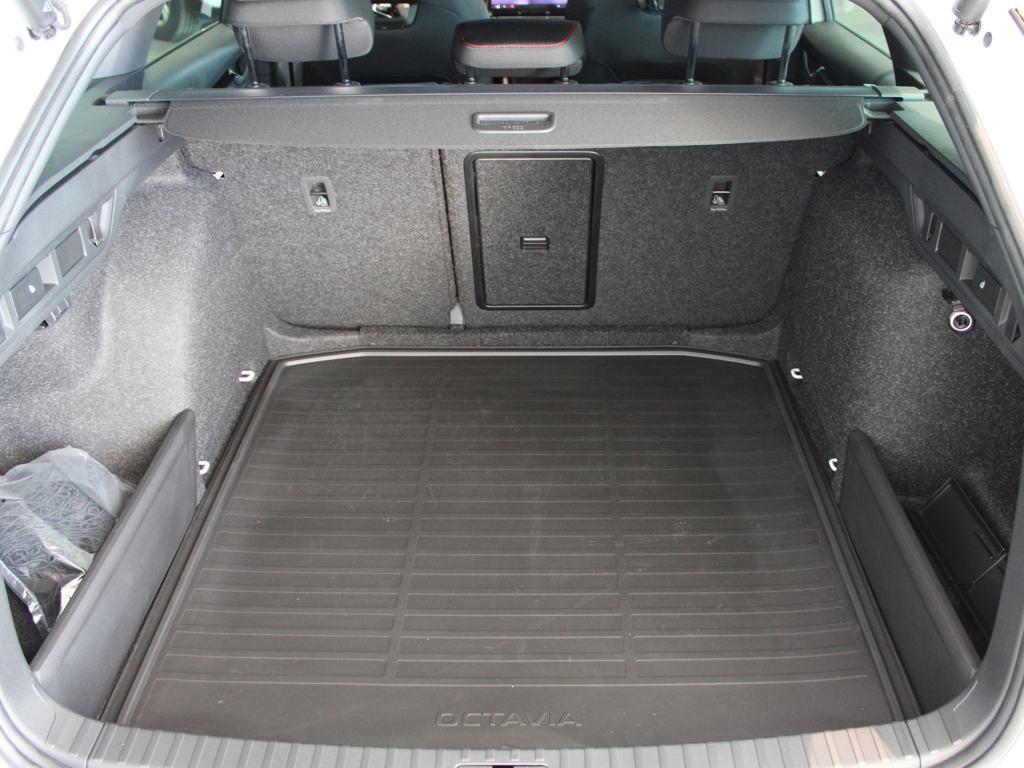Skoda Octavia Combi 2.0 TSI RS DSG 195 kW (265 CV) - 6