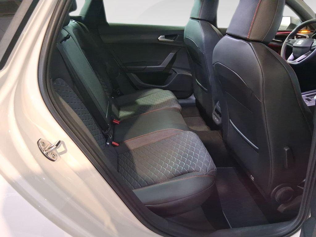 SEAT León ST 1.5 TSI e-Hybrid FR XM DSG 150 kW (204 CV) - 5
