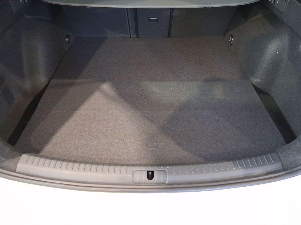 SEAT León ST 1.5 TSI e-Hybrid FR XM DSG 150 kW (204 CV) - 6