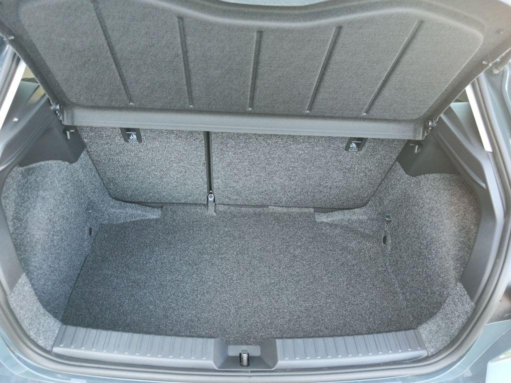 SEAT Ibiza 1.0 MPI Reference Salta 59 kW (80 CV) - 6