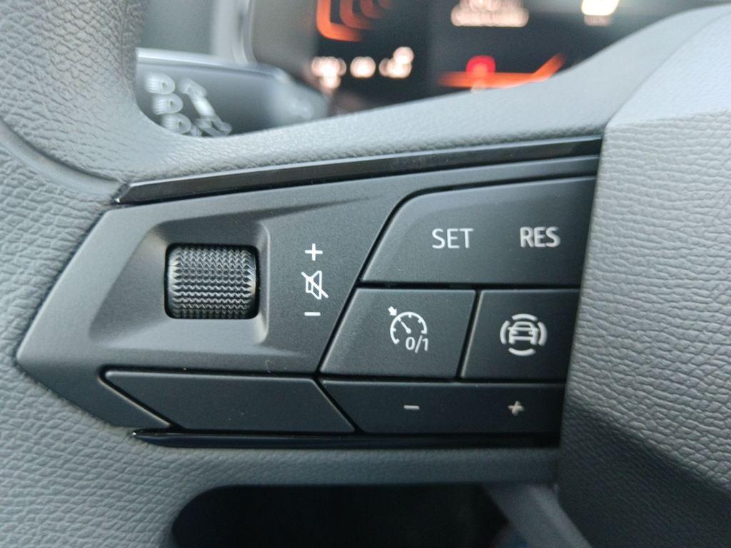 SEAT Ibiza 1.0 MPI Reference Salta 59 kW (80 CV) - 10