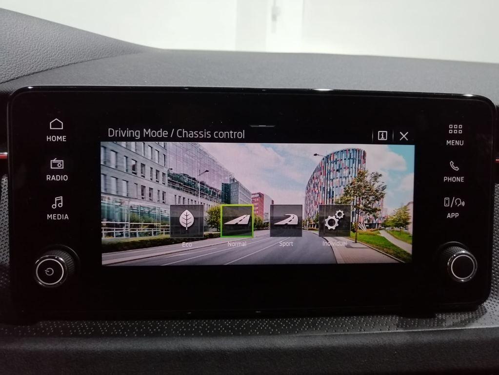 Skoda Scala 1.5 TSI Sport DSG 110 kW (150 CV) - 12