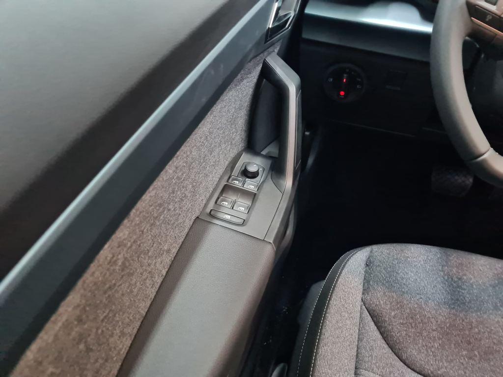 SEAT Arona 1.0 TSI S&S Xperience XM DSG 85 kW (115 CV) - 9