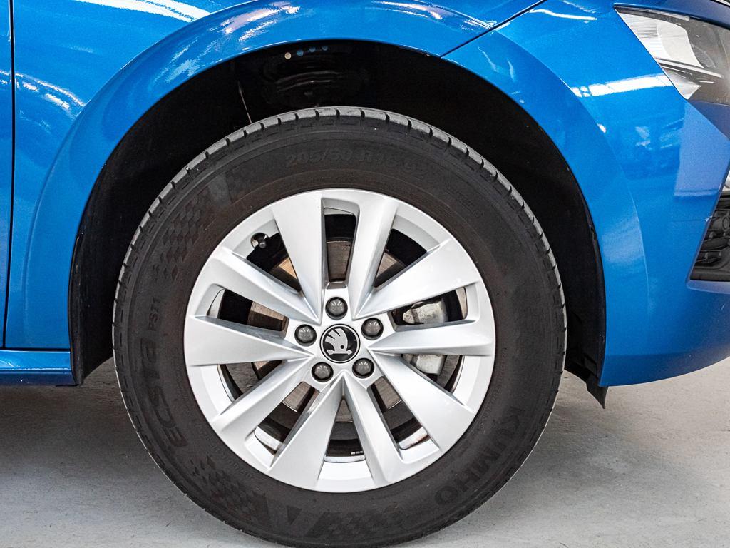 Skoda Kamiq 1.0 TSI Selection DSG 85 kW (115 CV) - 7