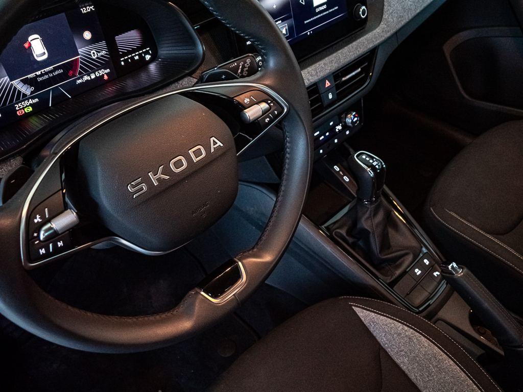 Skoda Kamiq 1.0 TSI Selection DSG 85 kW (115 CV) - 12