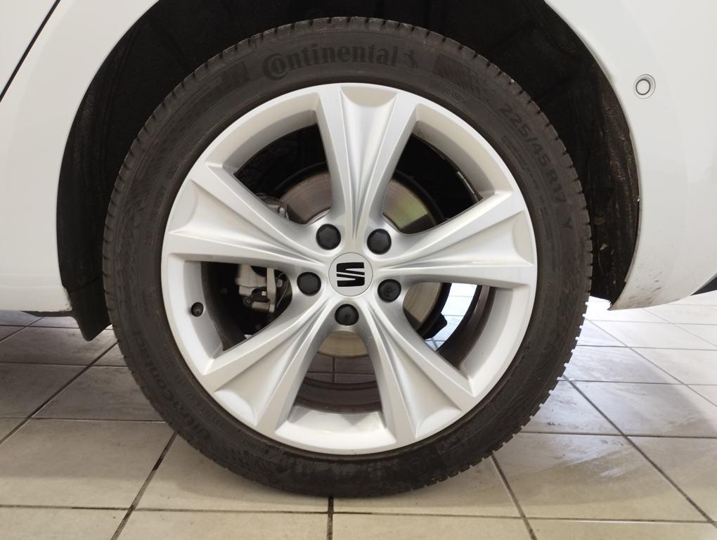 SEAT León 1.5 TSI e-Hybrid FR XM DSG 150 kW (204 CV) - 7