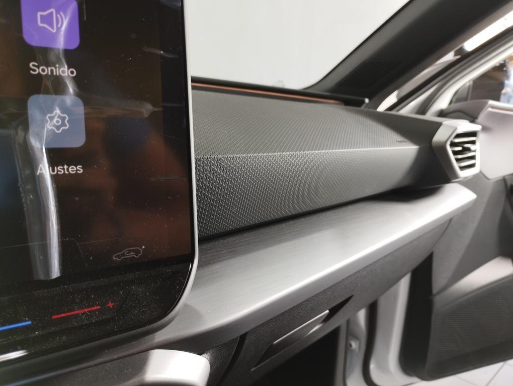 SEAT León 1.5 TSI e-Hybrid FR XM DSG 150 kW (204 CV) - 12