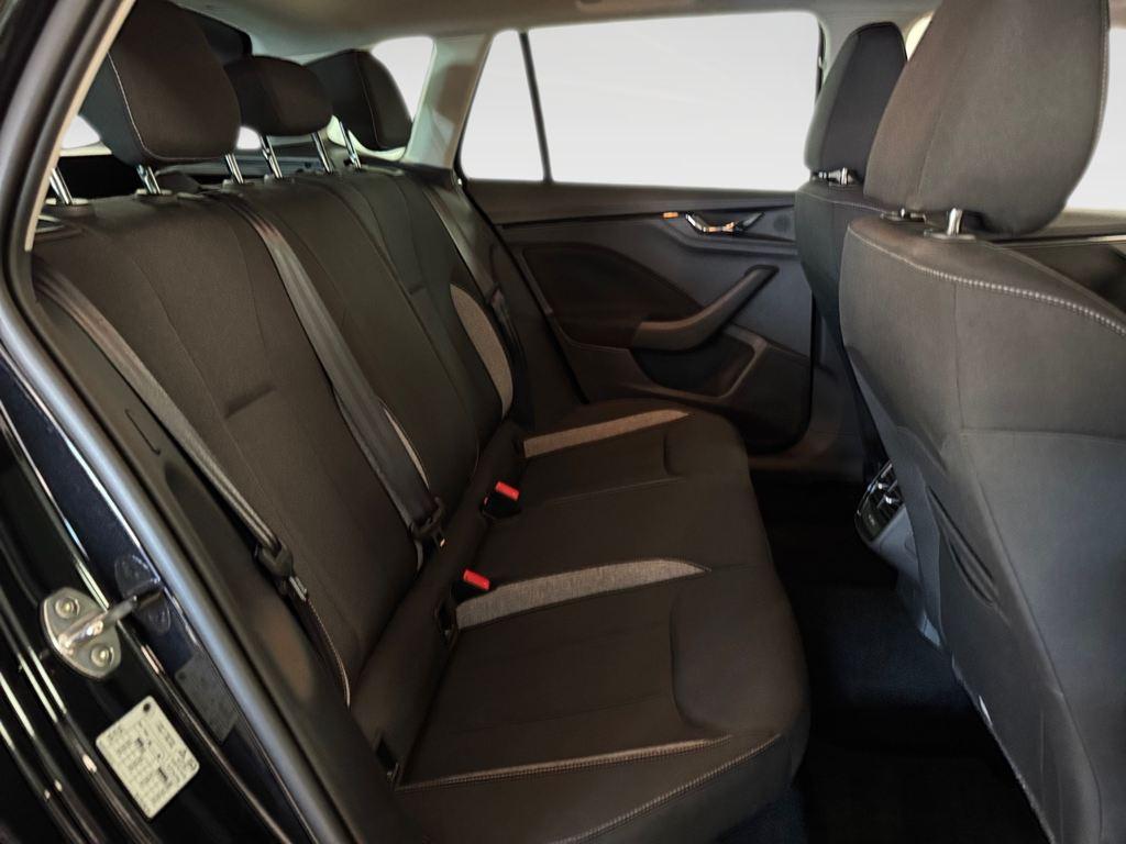 Skoda Kamiq 1.0 TSI Selection 85 kW (115 CV) - 5