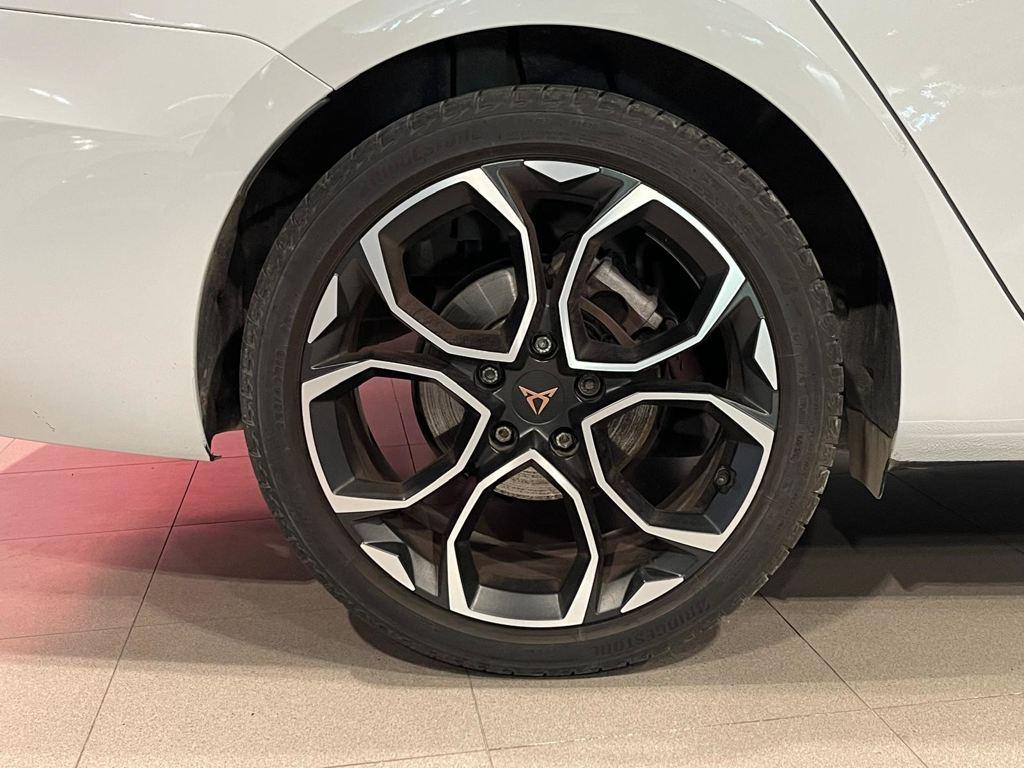 CUPRA Leon Sportstourer 1.5 eTSI DSG 110 kW (150 CV) - 7