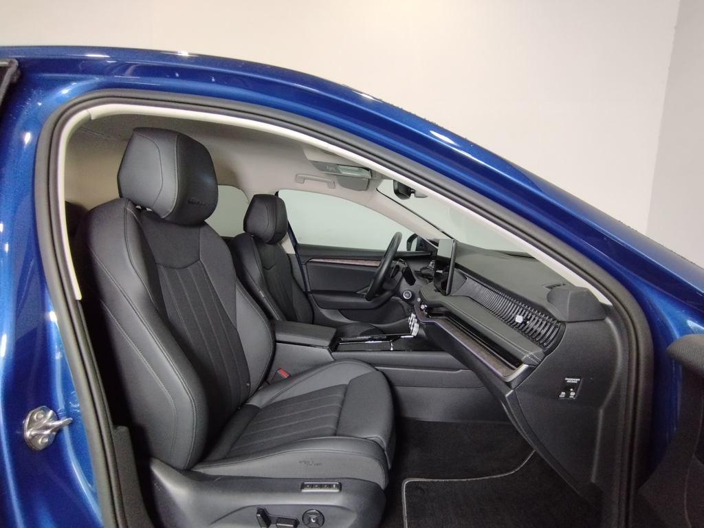 Skoda Superb 2.0 TDI Laurin&Klement 4X4 DSG 142 kW (193 CV) - 4