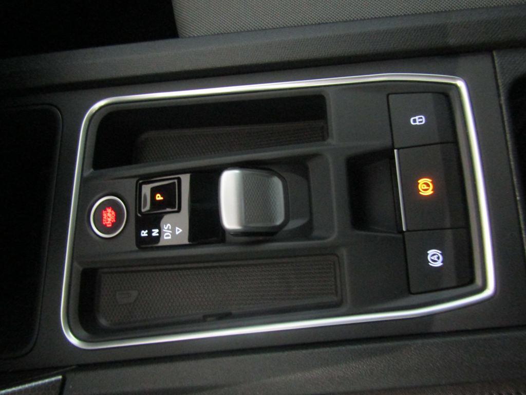 SEAT León 1.5 eTSI Style 25 Aniversario DSG 85 kW (116 CV) - 12