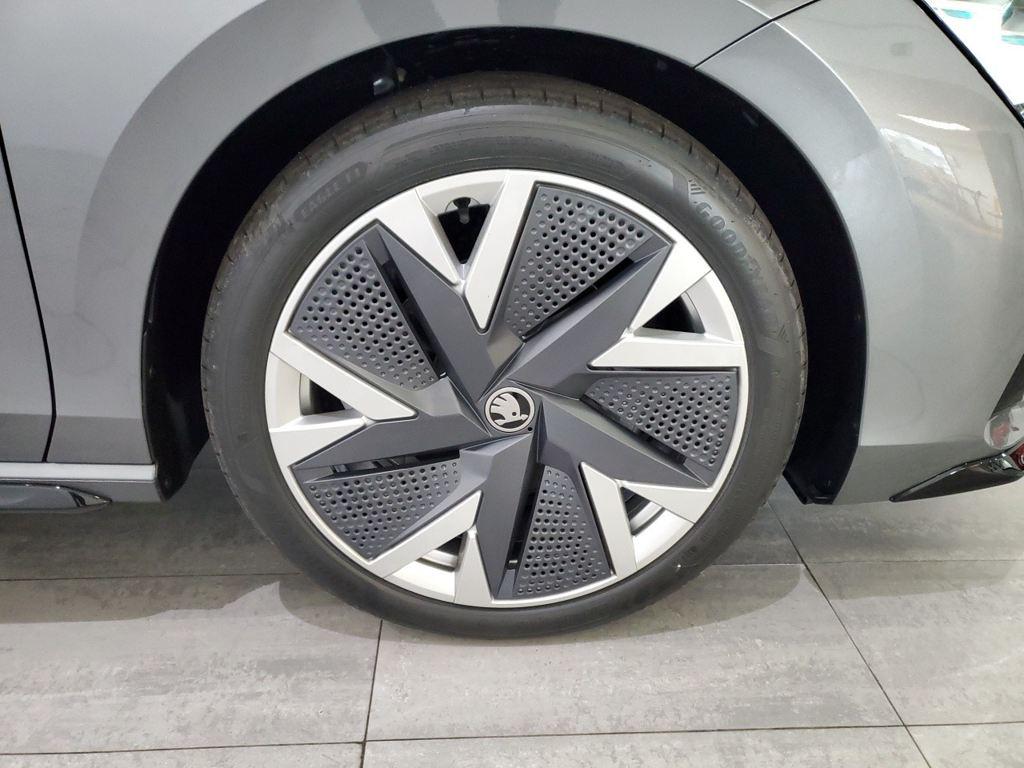 Skoda Superb Combi 2.0 TDI Sportline DSG 110 kW (150 CV) - 7