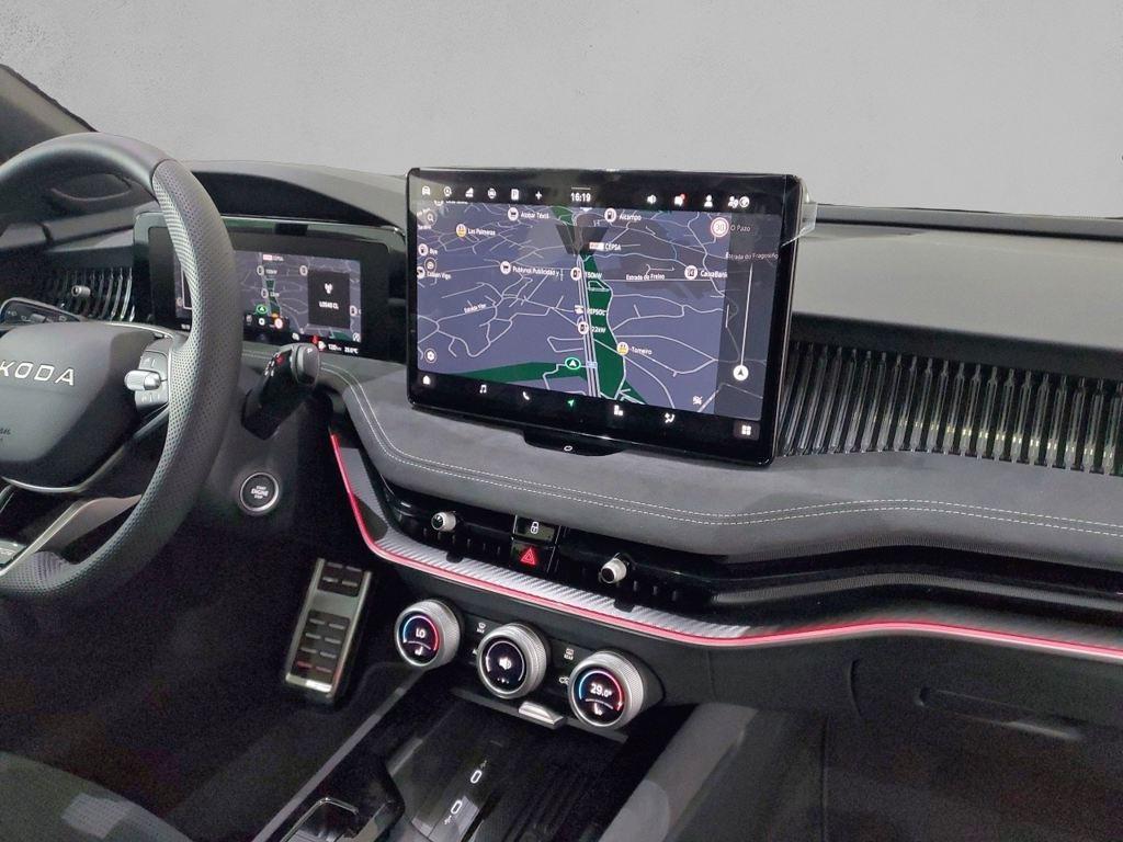 Skoda Superb Combi 2.0 TDI Sportline DSG 110 kW (150 CV) - 9