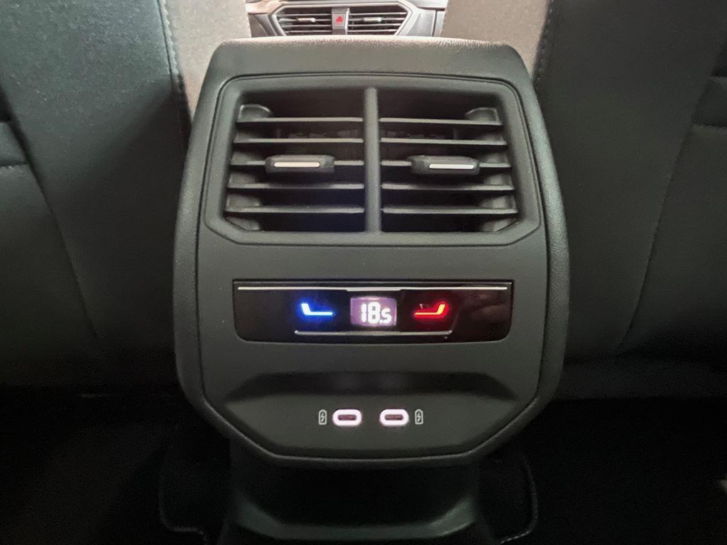SEAT León 1.5 eTSI Style 25 Aniversario DSG 85 kW (116 CV) - 13
