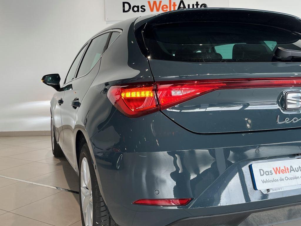 SEAT León 1.5 eTSI Style 25 Aniversario DSG 85 kW (116 CV) - 17