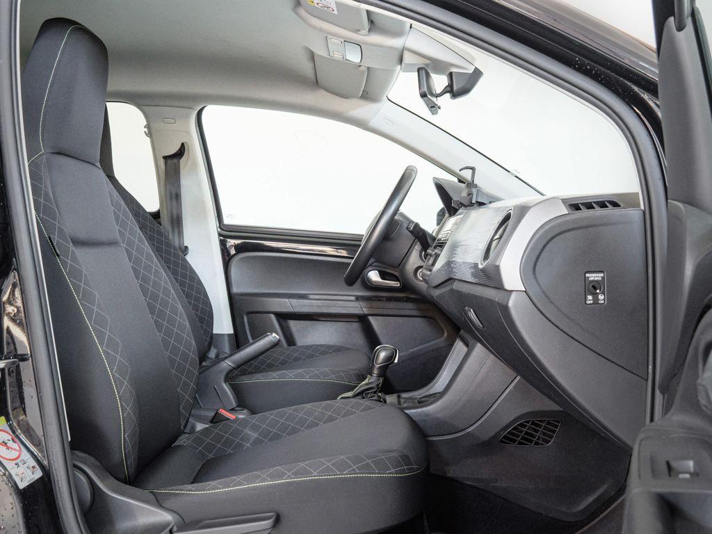 Skoda Citigo CITIGOe iV Style Auto 61 kW (83 CV) - 4