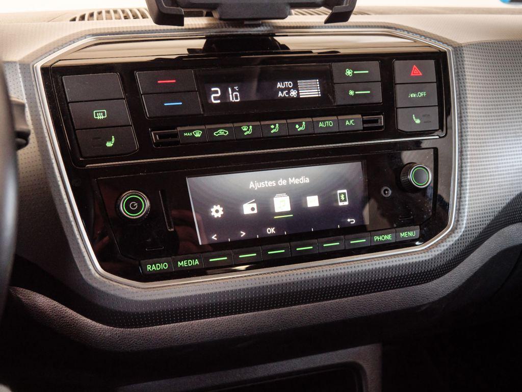 Skoda Citigo CITIGOe iV Style Auto 61 kW (83 CV) - 9