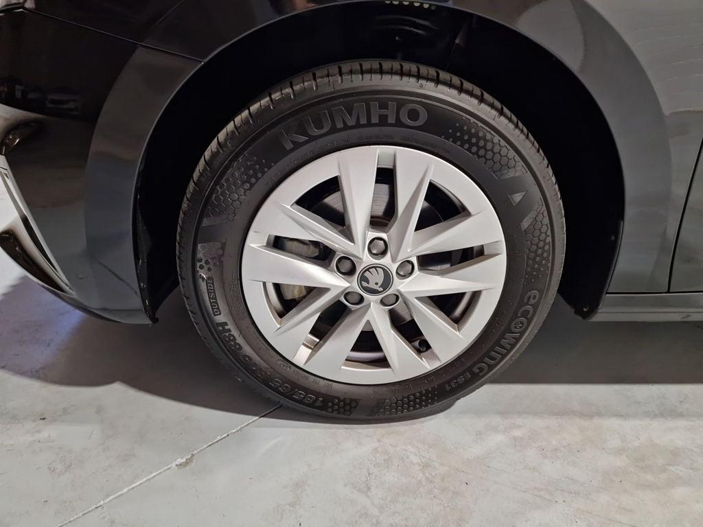 Skoda Fabia 1.0 TSI Selection DSG 85 kW (115 CV) - 7