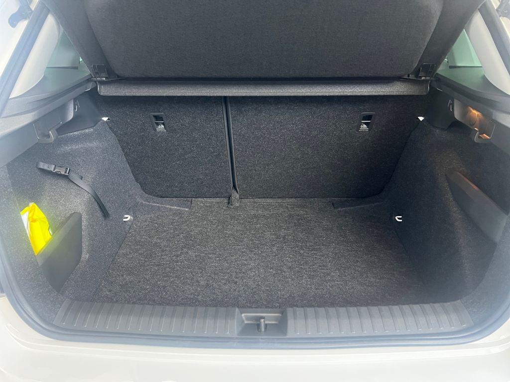 Skoda Kamiq 1.0 TSI Selection DSG 85 kW (115 CV) - 6