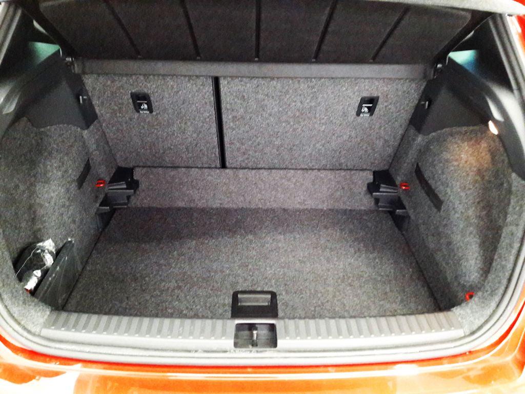 SEAT Arona 1.0 TGI FR Go 66 kW (90 CV) - 6