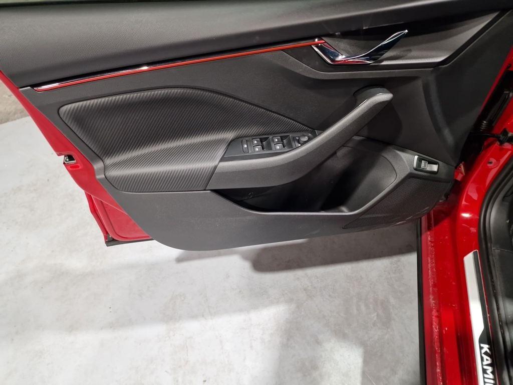Skoda Kamiq 1.5 TSI Monte Carlo DSG 110 kW (150 CV) - 9