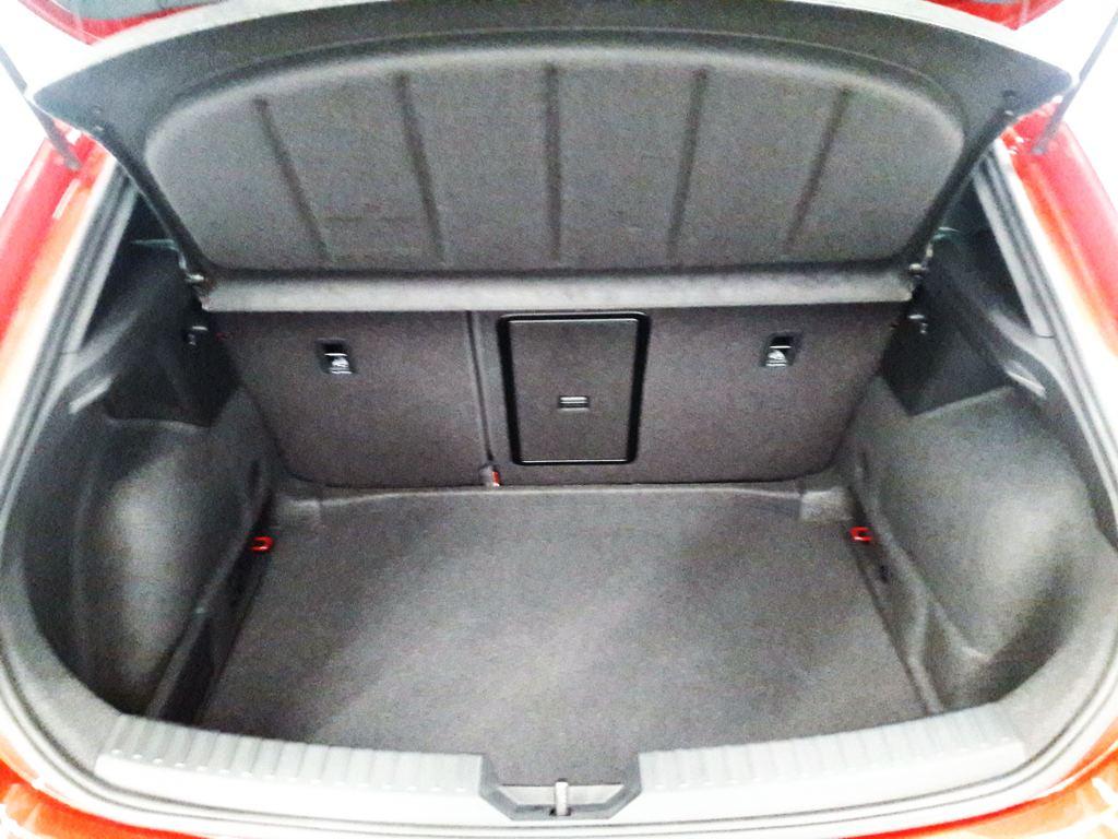 SEAT León 1.5 TSI S&S FR 25 Aniversario 85 kW (115 CV) - 6