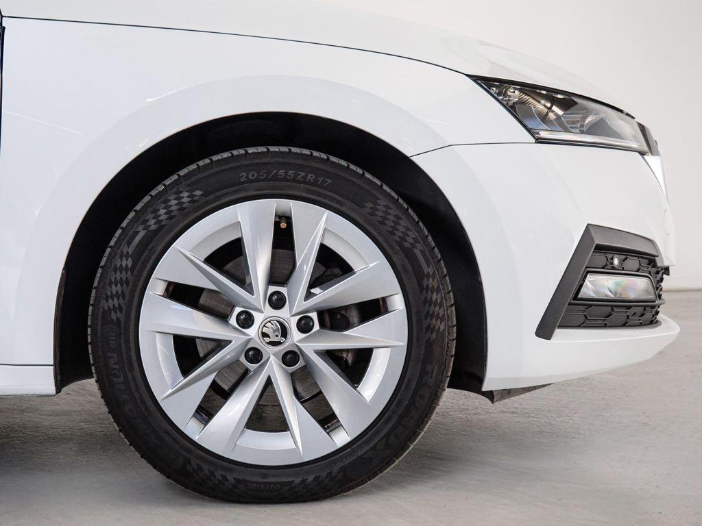 Skoda Octavia Combi 1.5 TSI Ambition 110 kW (150 CV) - 7