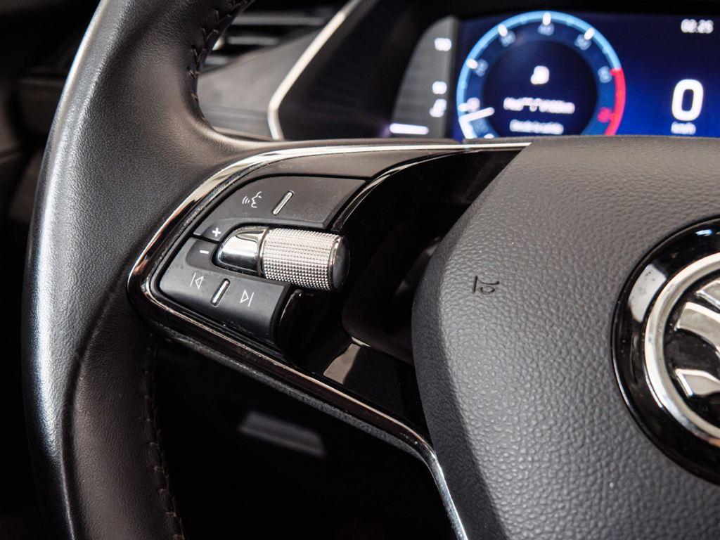 Skoda Octavia Combi 1.5 TSI Ambition 110 kW (150 CV) - 13