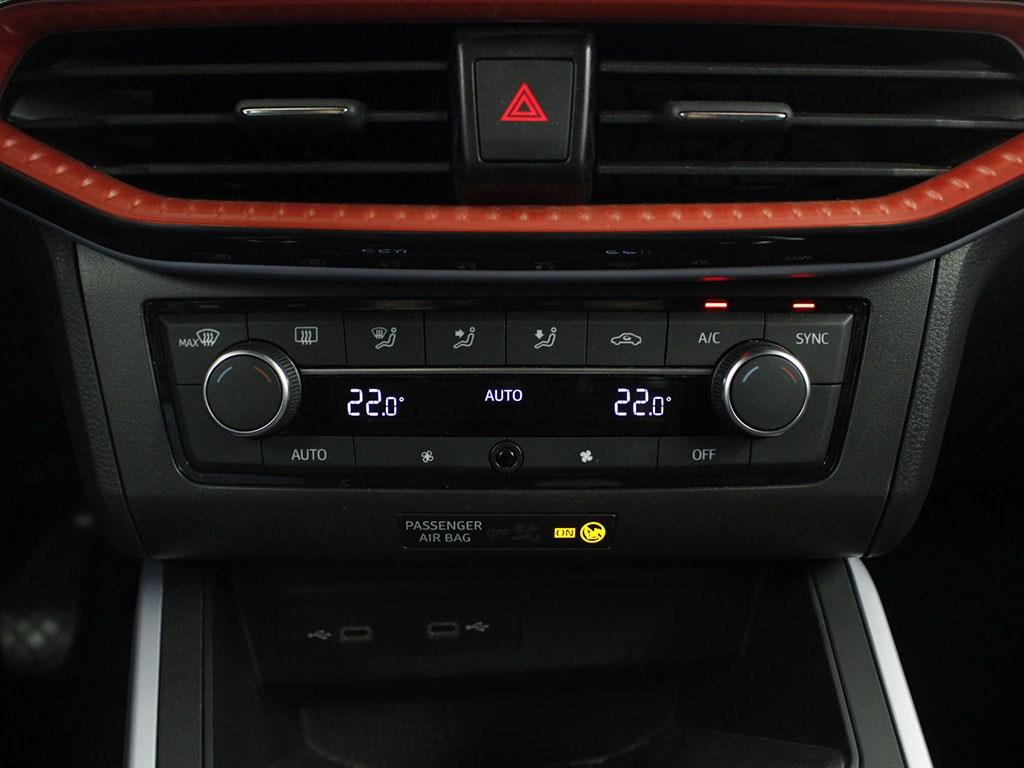 SEAT Arona 1.0 TSI FR Special Edition 85 kW (115 CV) - 10