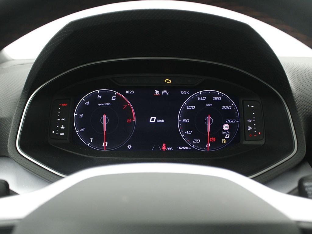 SEAT Arona 1.0 TSI FR Special Edition 85 kW (115 CV) - 8