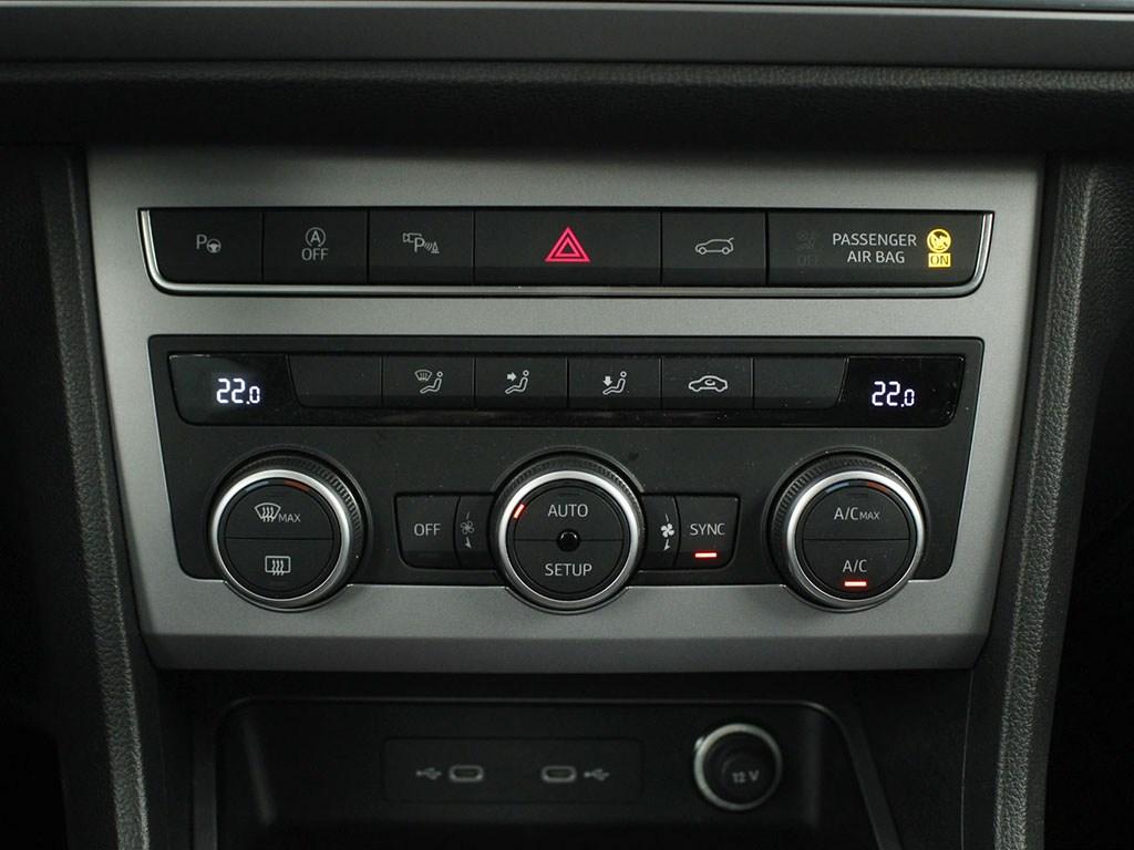 SEAT Ateca 1.5 TSI S&S FR Special Edition DSG 110 kW (150 CV) - 10