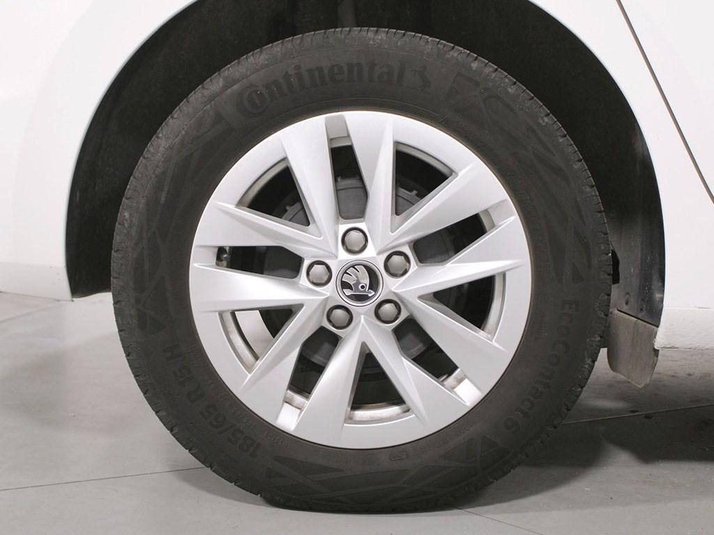 Skoda Fabia 1.0 TSI Ambition 70 kW (95 CV) - 7