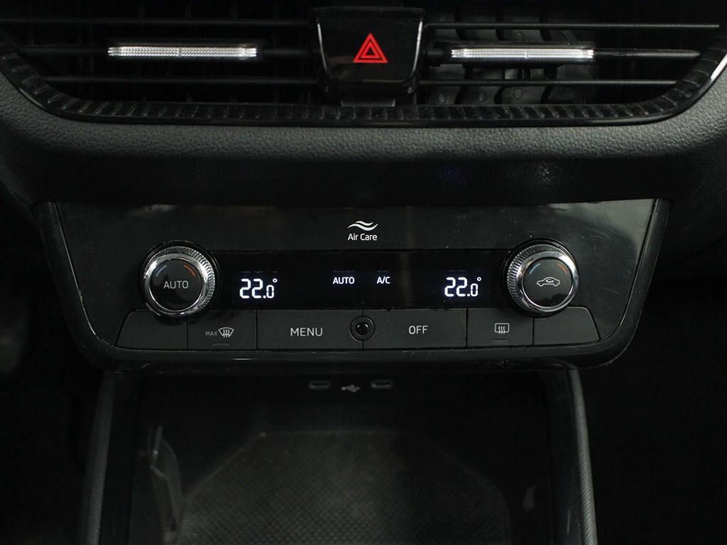 Skoda Fabia 1.0 TSI Ambition 70 kW (95 CV) - 10