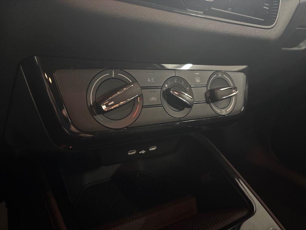 Skoda Fabia 1.0 TSI Selection 70 kW (95 CV) - 10