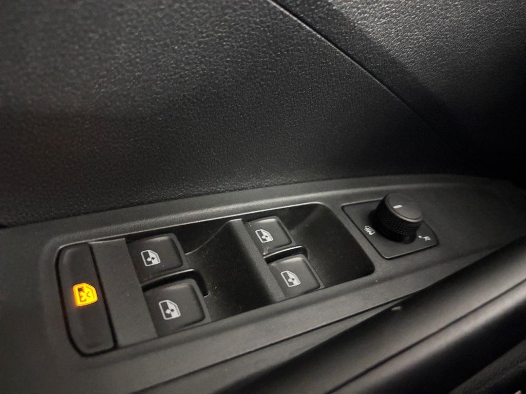 Skoda Fabia 1.0 TSI Selection 70 kW (95 CV) - 13