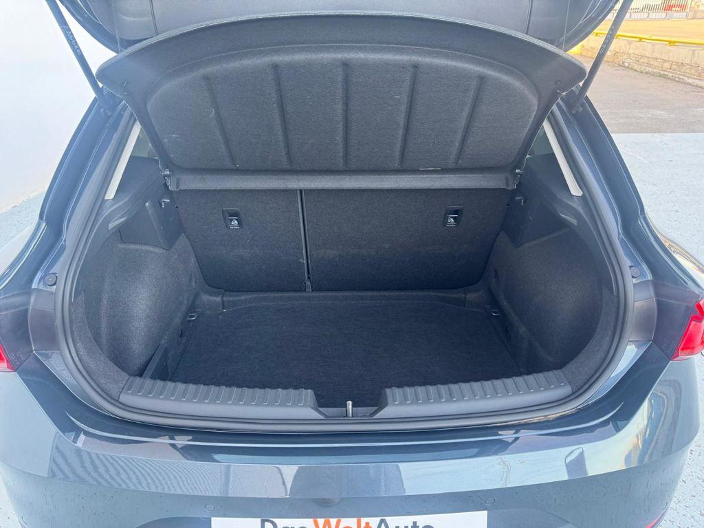 SEAT León 1.5 eTSI Style 25 Aniversario DSG 85 kW (116 CV) - 6