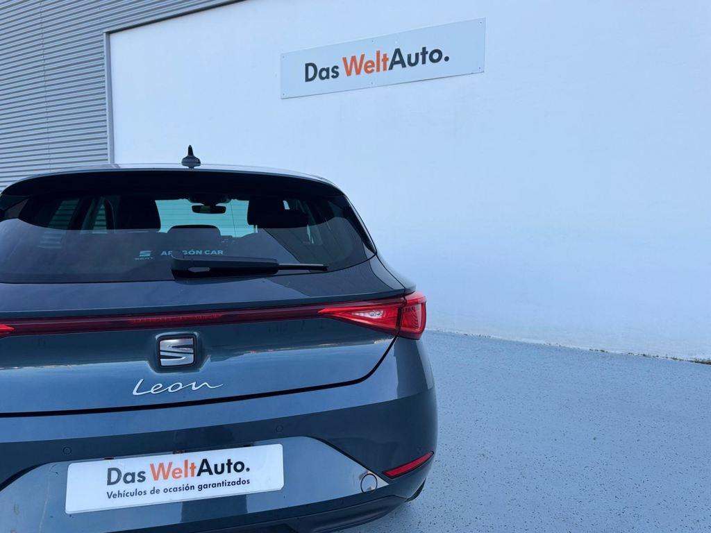 SEAT León 1.5 eTSI Style 25 Aniversario DSG 85 kW (116 CV) - 9