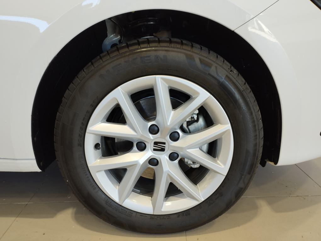 SEAT León 1.5 TSI S&S Style 25 Aniversario 85 kW (116 CV) - 7