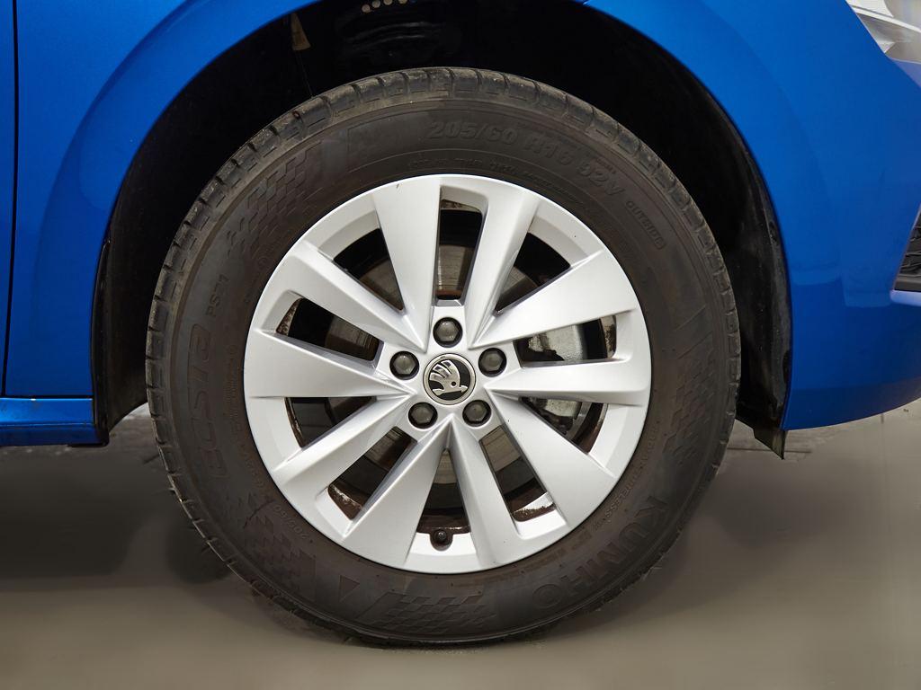 Skoda Kamiq 1.0 TSI Selection 85 kW (115 CV) - 7