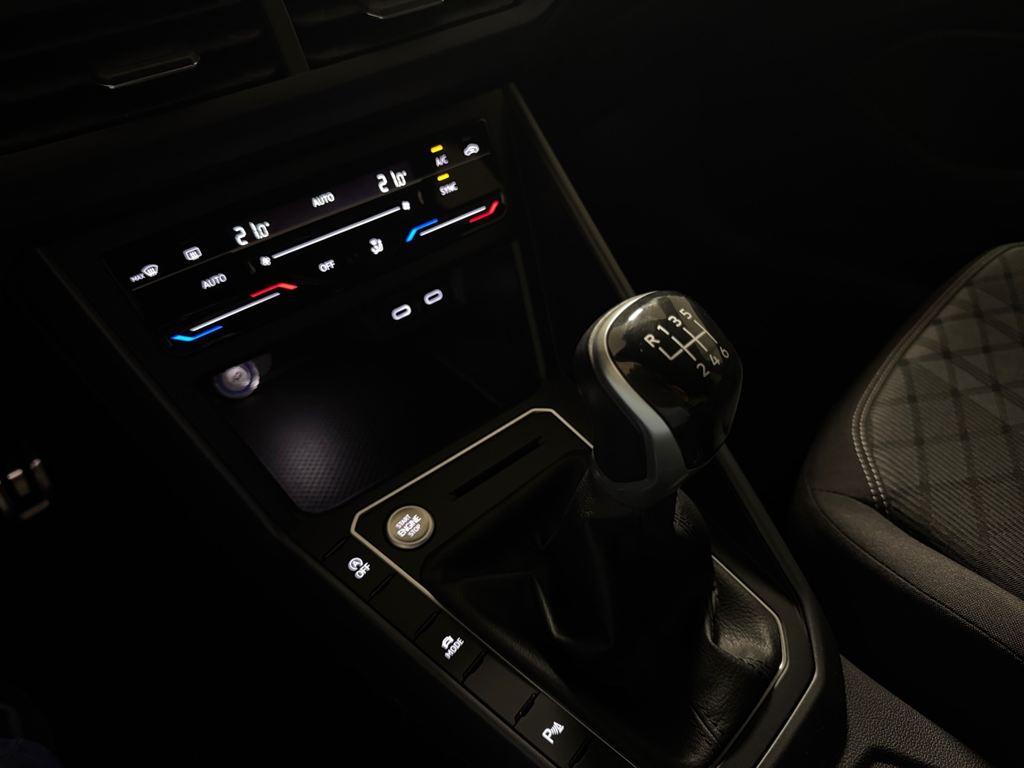 Volkswagen Taigo R-Line 1.0 TSI 81 kW (110 CV) - 14