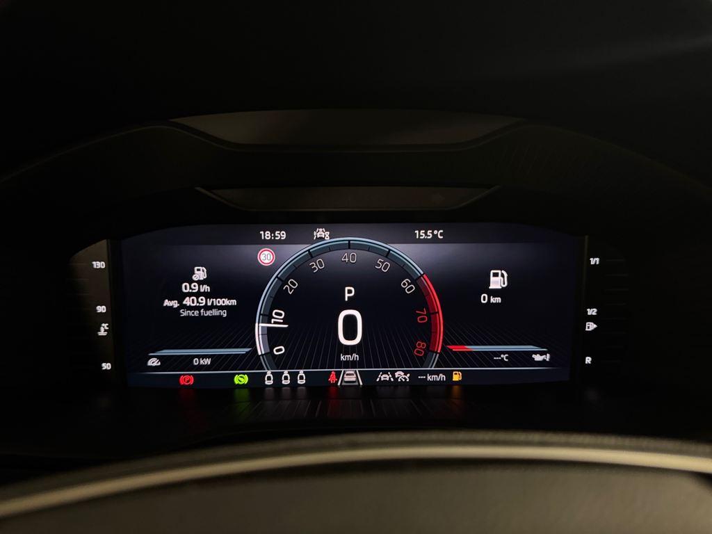 Skoda Karoq 1.5 TSI ACT Selection DSG 110 kW (150 CV) - 10