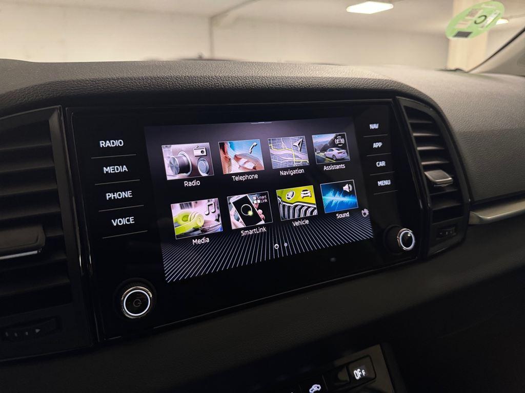 Skoda Karoq 1.5 TSI ACT Selection DSG 110 kW (150 CV) - 12