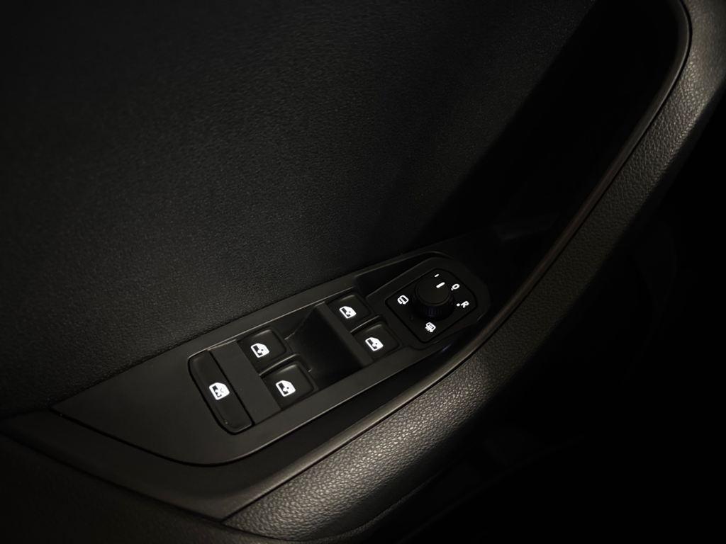 Skoda Karoq 1.5 TSI ACT Selection DSG 110 kW (150 CV) - 15