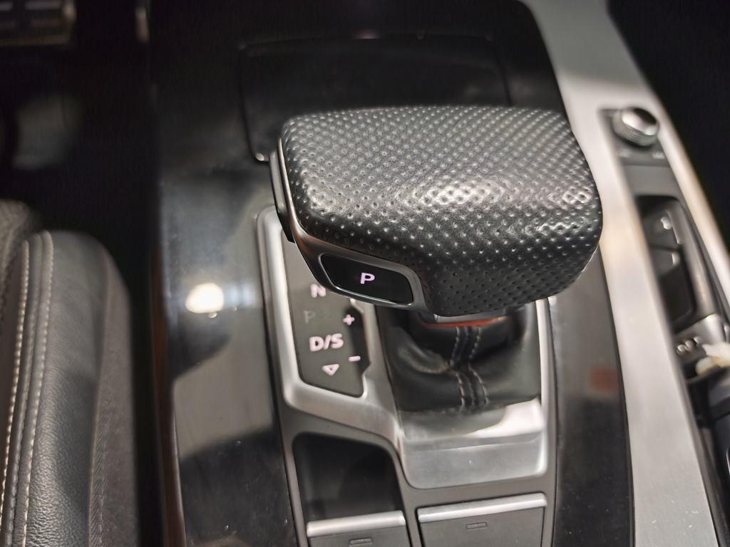 Audi Q5 Black line 40 TDI quattro-ultra 150 kW (204 CV) - 13